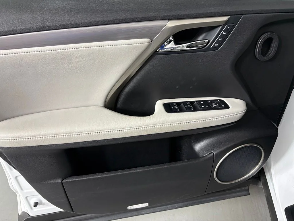 Used 2016 White Lexus 350 F Sport image 14