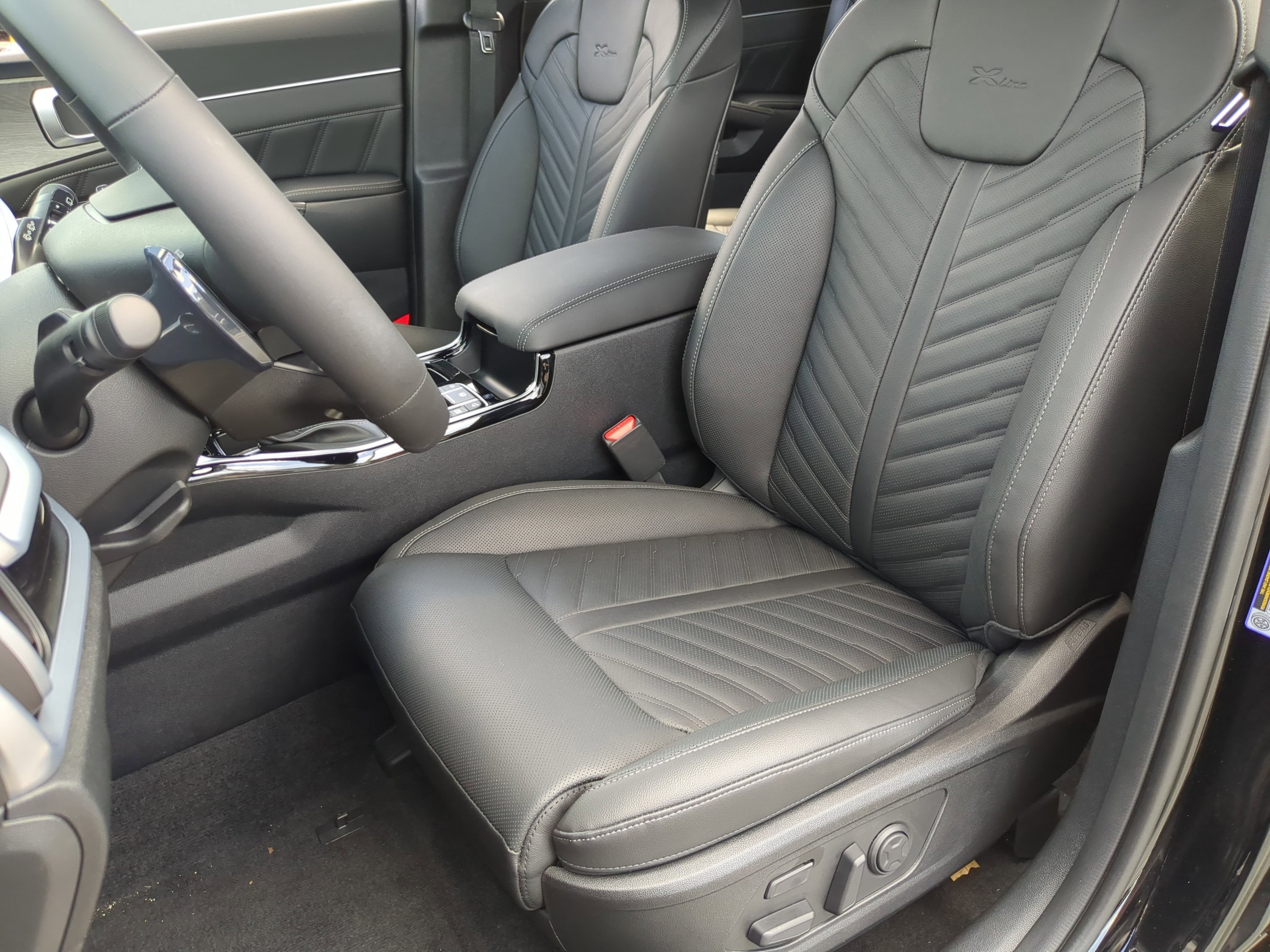New 2026 Ebony Black Kia X-Line SX Prestige AWD image 19