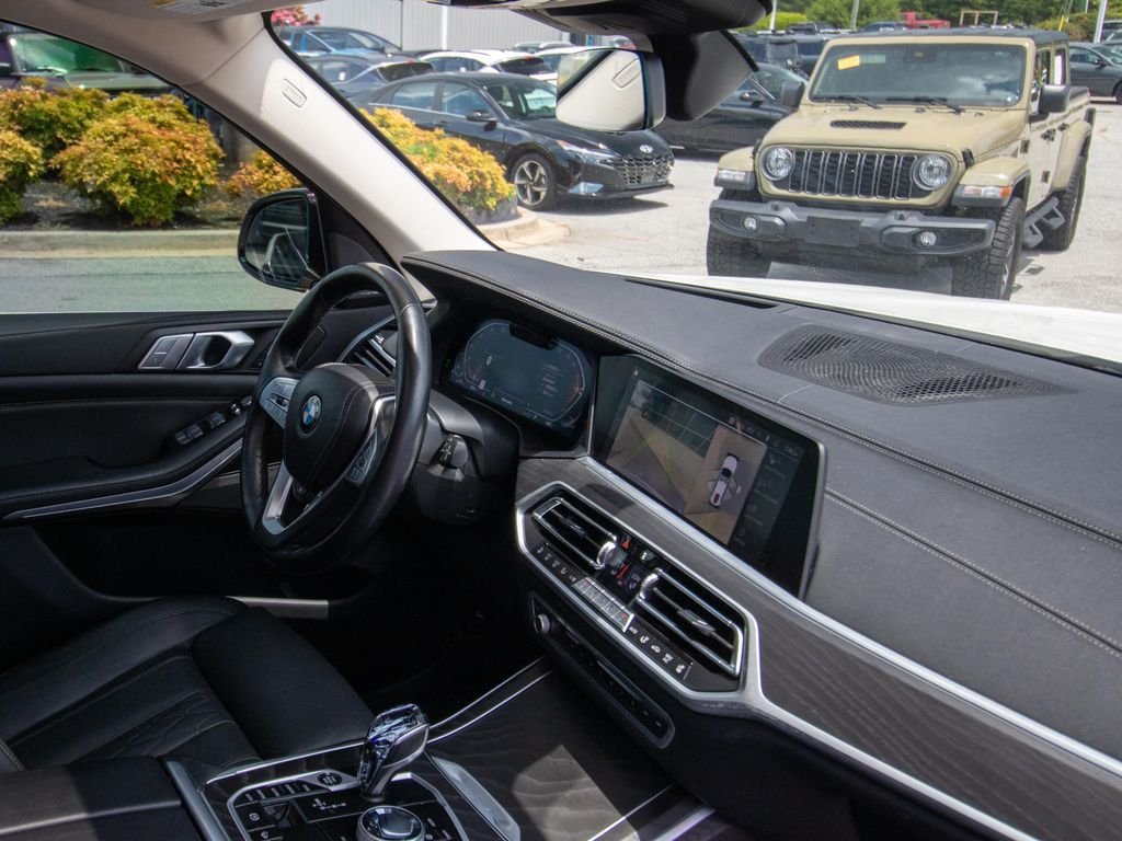 2021 BMW X7 40i - Photo 18