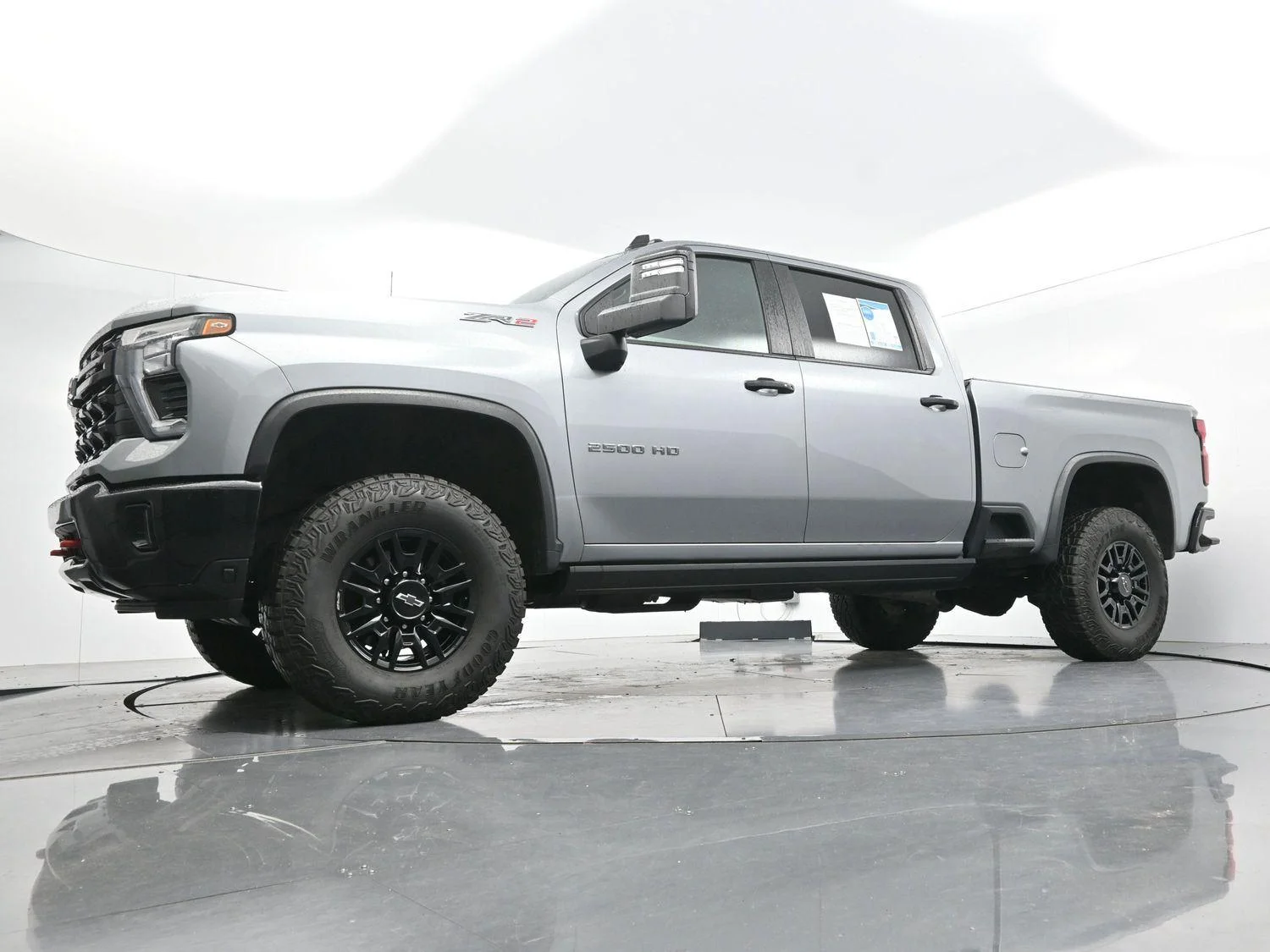 Used 2024 Sterling Gray Metallic Chevrolet ZR2 image 47