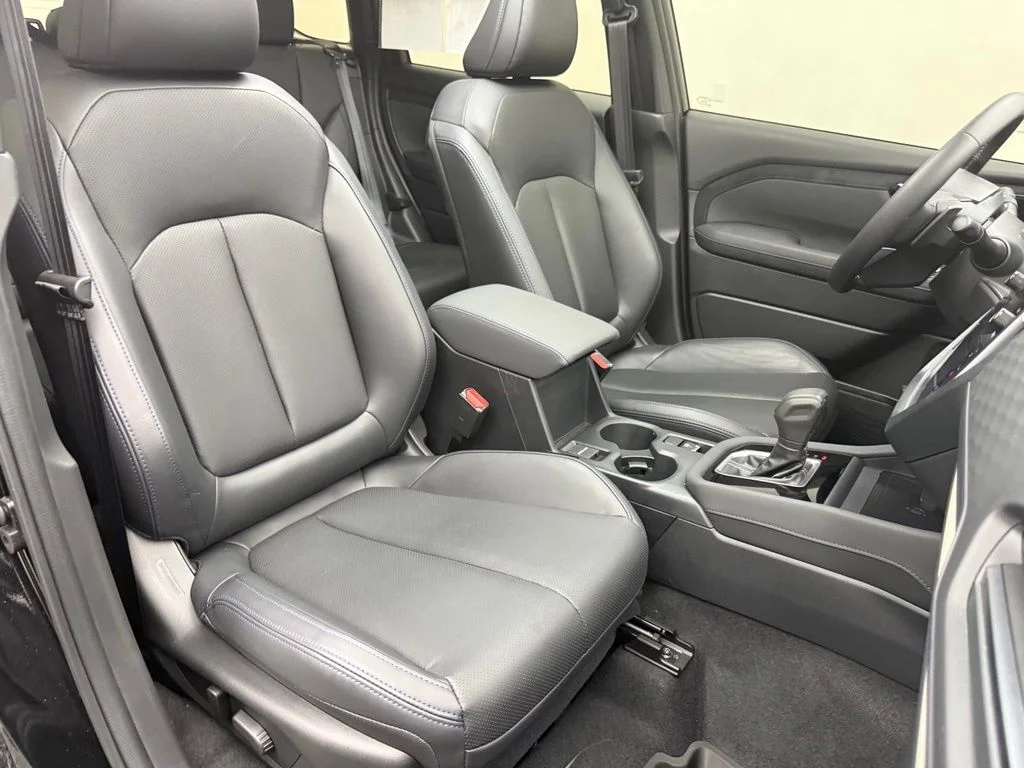 Used 2025 Black Subaru Limited image 35