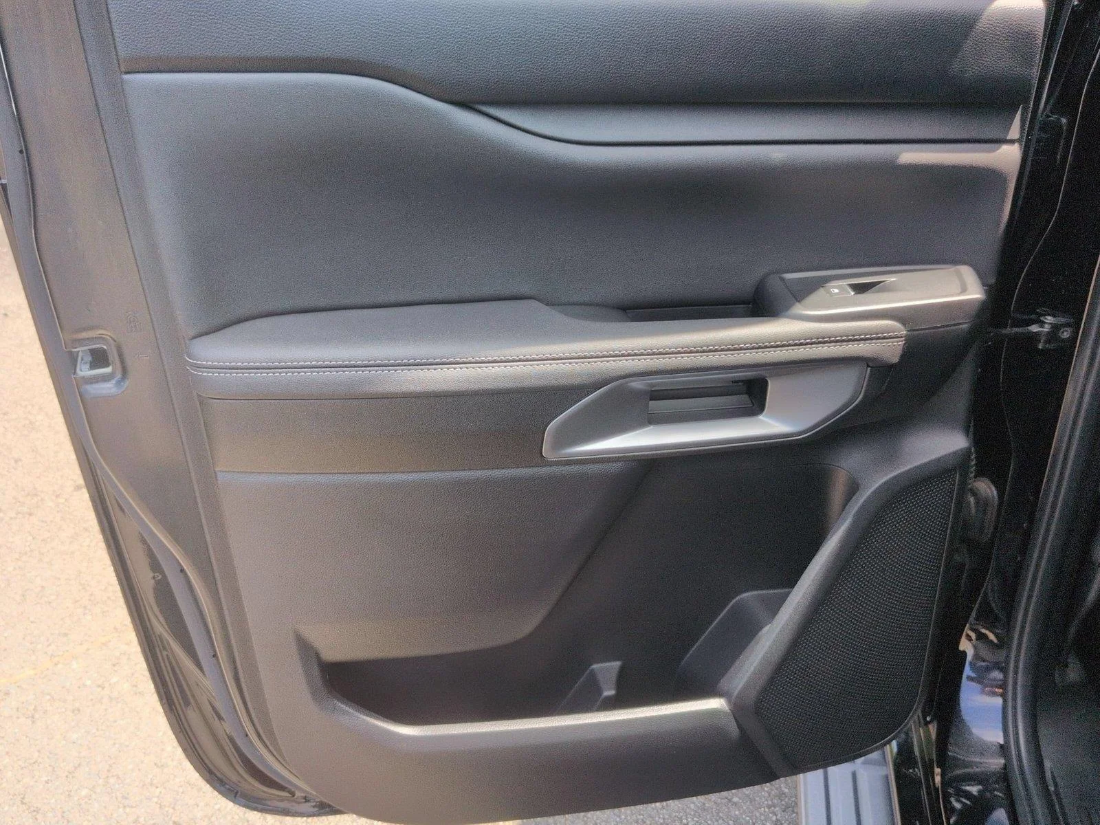 Used 2025 Shadow Black Ford LARIAT image 31