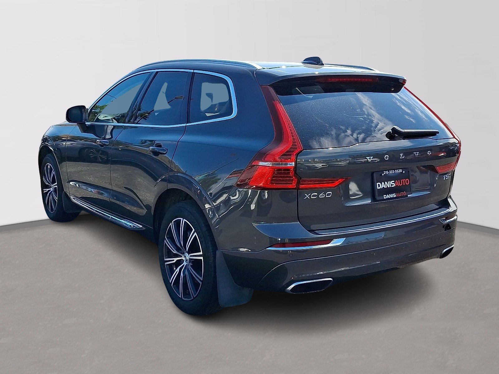 Used 2020 Pine Grey Metallic - 724 Volvo T5 Inscription image 4