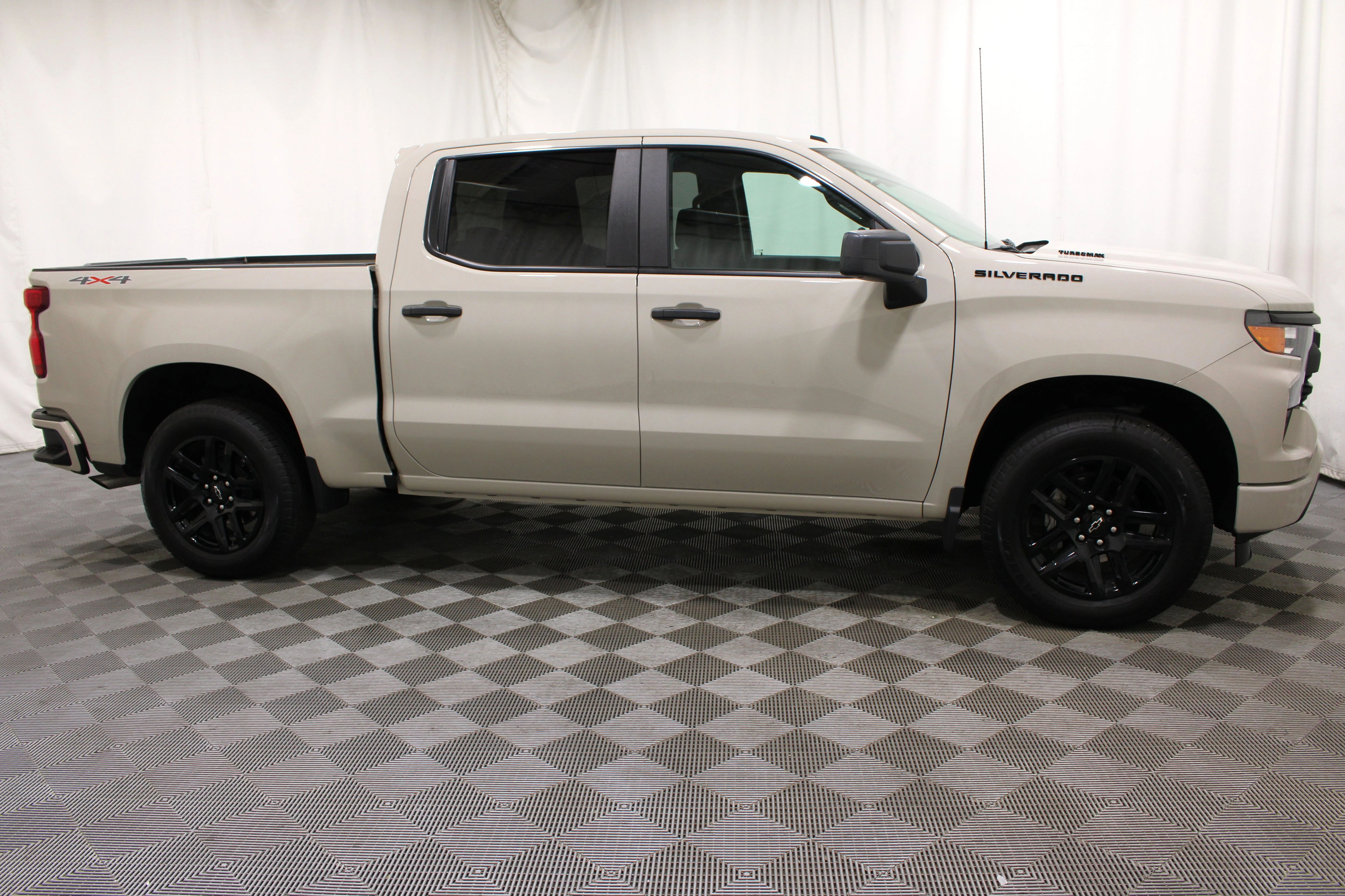New 2026 White Sands Chevrolet Custom image 28