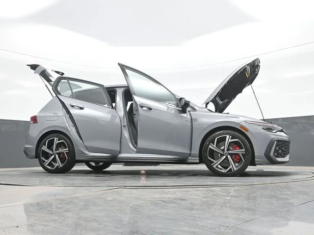 2026 Volkswagen Golf GTI SE - Photo 31