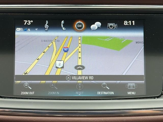 Used 2018 White Buick Avenir image 22