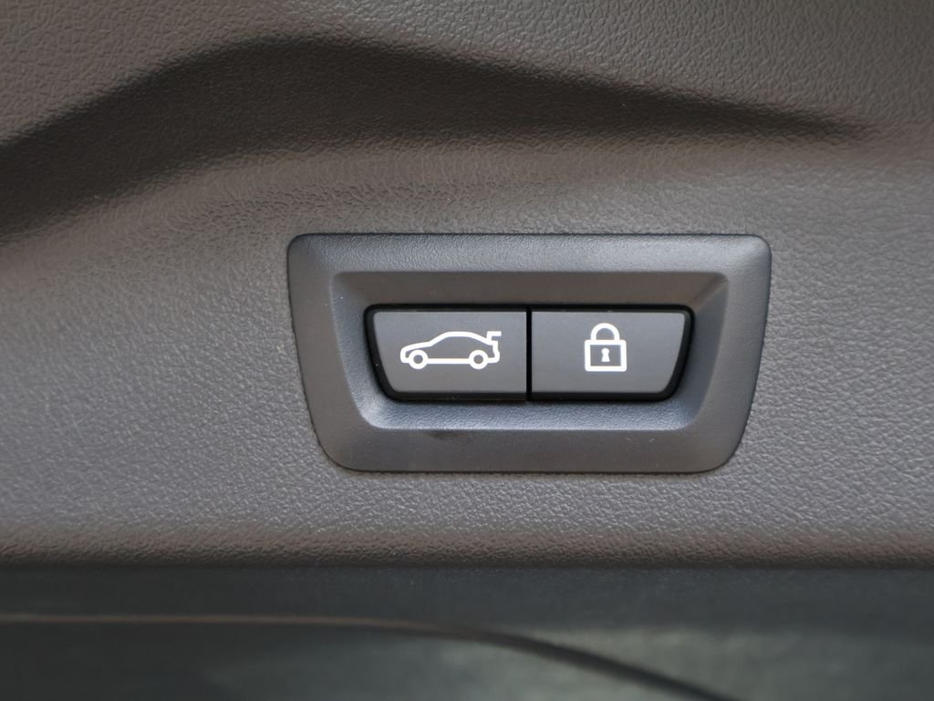 Used 2023 Carbon Black Metallic BMW xDrive40i image 85