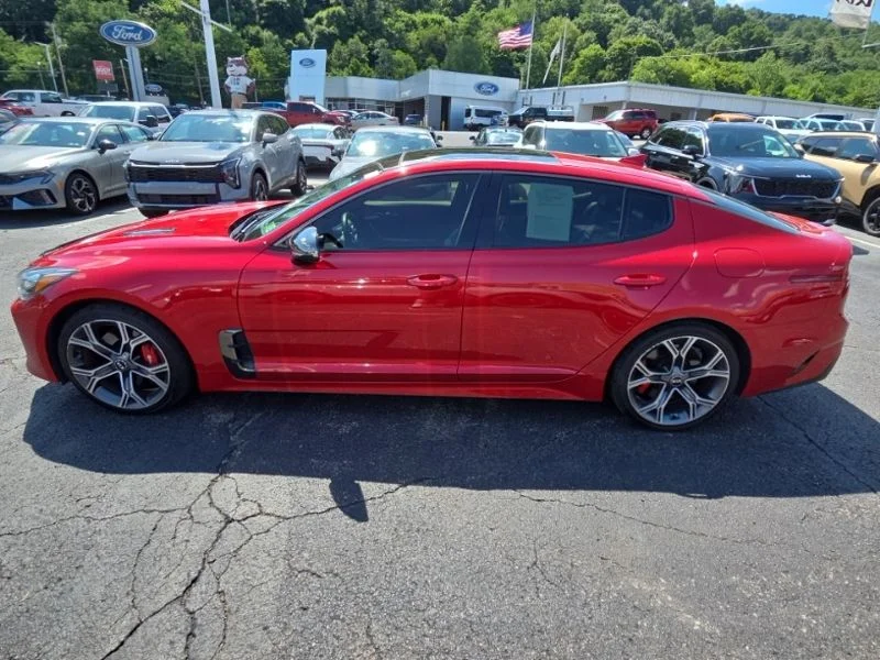 Used 2018 Red Kia GT2 image 4