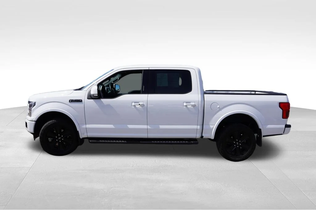 Certified Used 2020 Oxford White Ford Lariat image 9