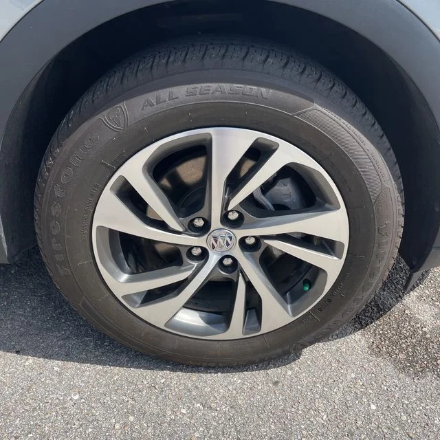 2023 Buick Envision Essence - Photo 12