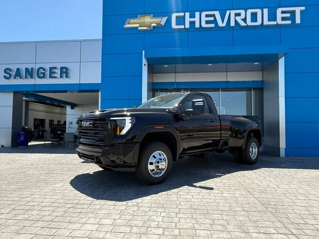 New 2026 Onyx Black GMC SLE DRW image 2