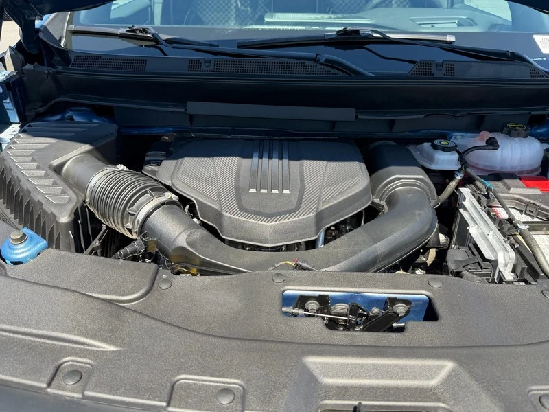 Used 2024 Downpour Metallic GMC Denali image 30