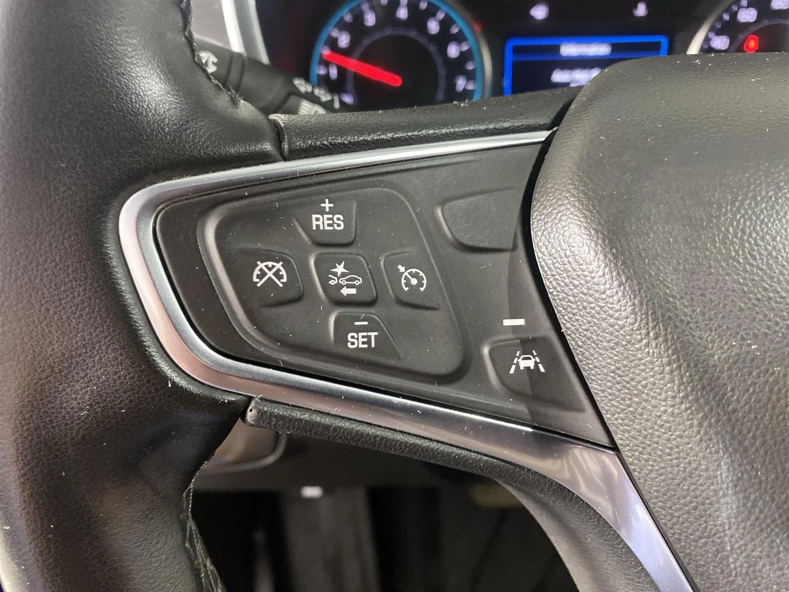 Used 2024 Riptide Blue Metallic Chevrolet LT image 17