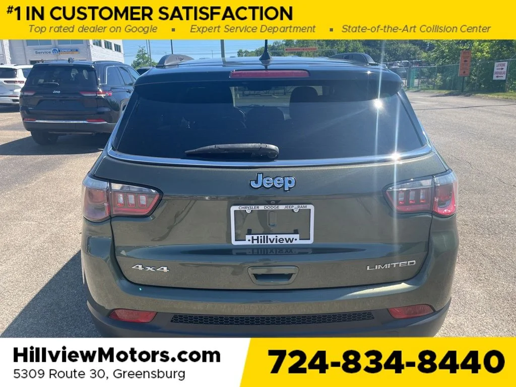Used 2019 Olive Green Pearlcoat Jeep Limited image 5