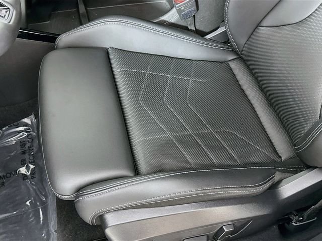 Used 2025 Blue BMW M35i image 20