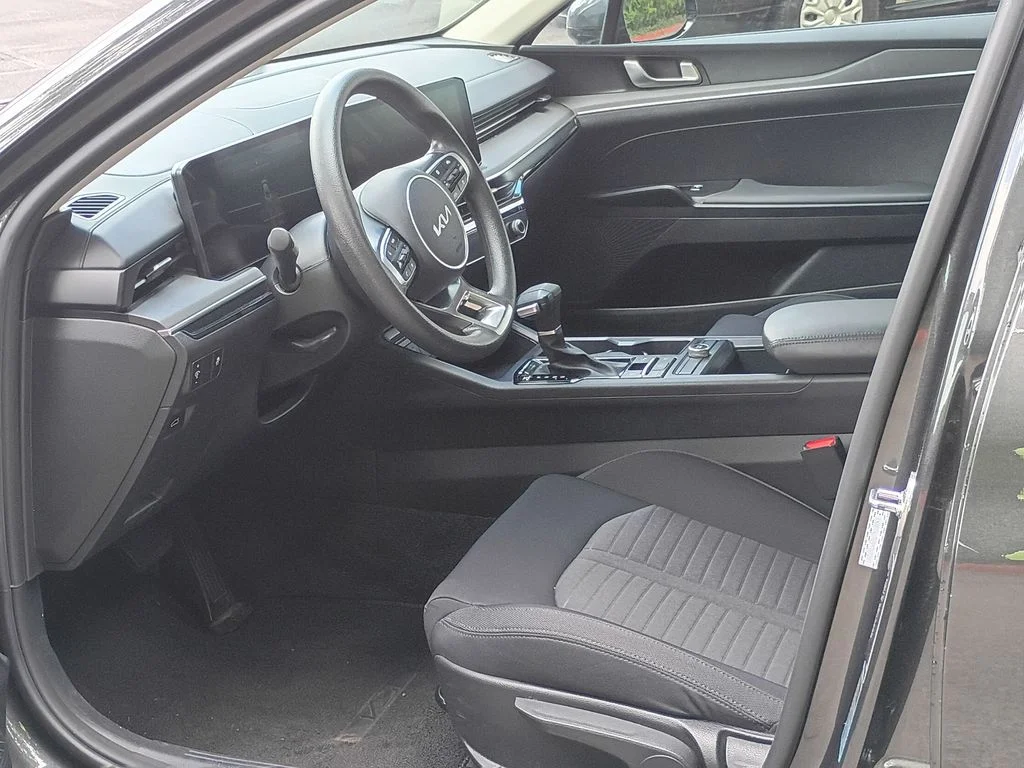 Certified Used 2025 Interstellar Gray Kia LXS image 17
