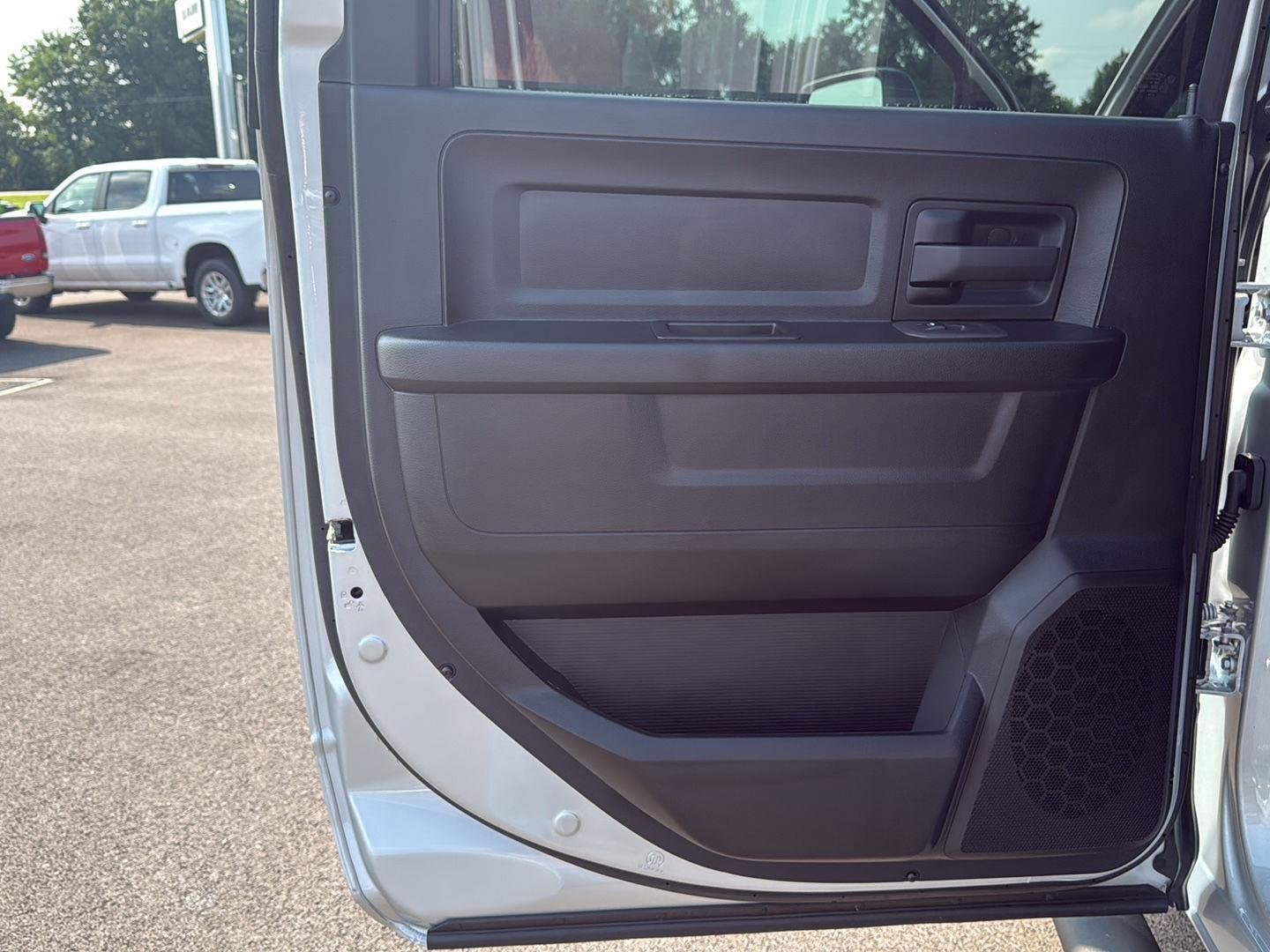 2025 RAM 2500 Tradesman - Photo 23
