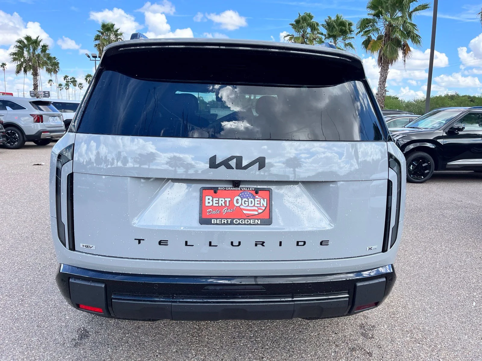 New 2027 Gray Kia X-Line SX image 6
