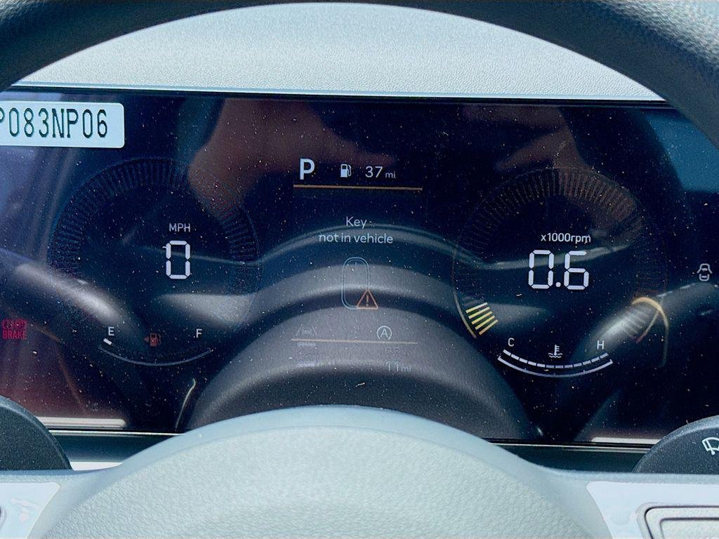 New 2026 Phantom Black Hyundai SEL FWD image 9