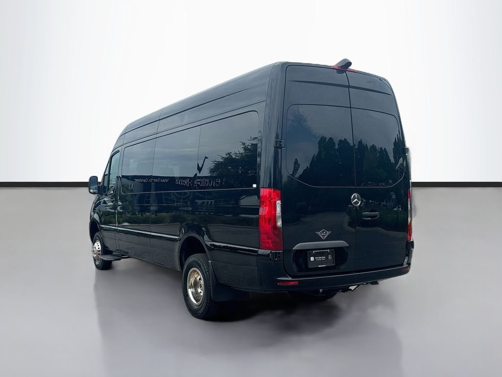 Used 2023 Jet Black Mercedes-Benz LA West 15 Passenger image 6