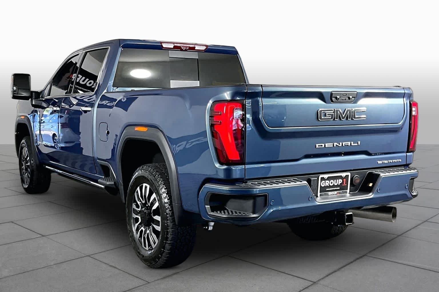 2025 GMC Sierra 2500HD Denali Ultimate - Photo 12