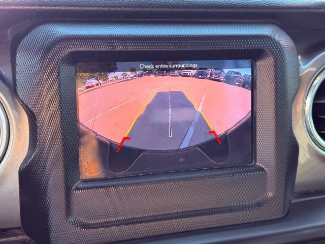 Used 2018 Red Jeep Unlimited Sahara image 32