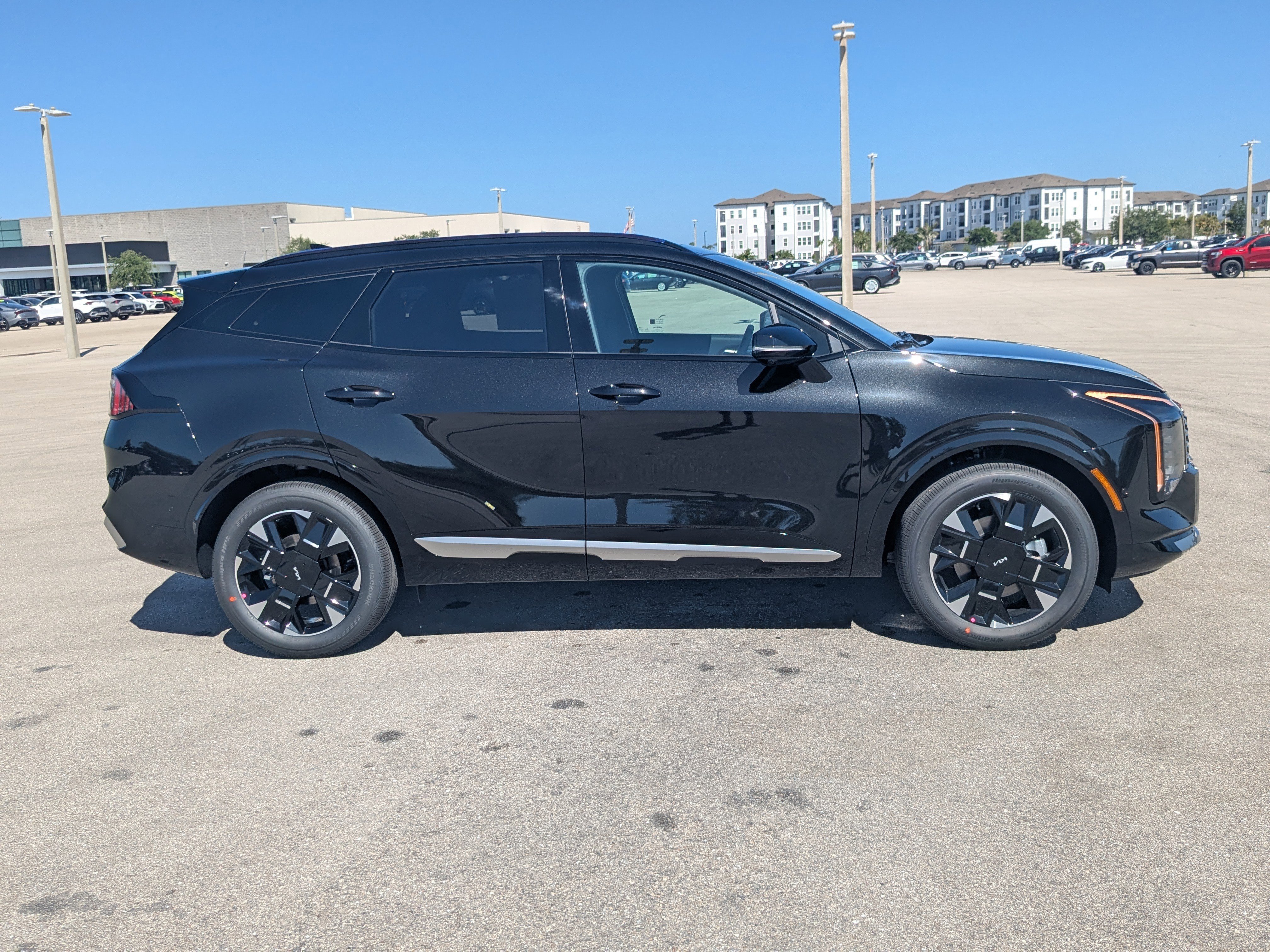 New 2026 Fusion Black Kia SX Prestige image 4