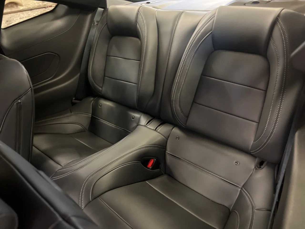 Used 2025 Gray Ford GT Premium image 12