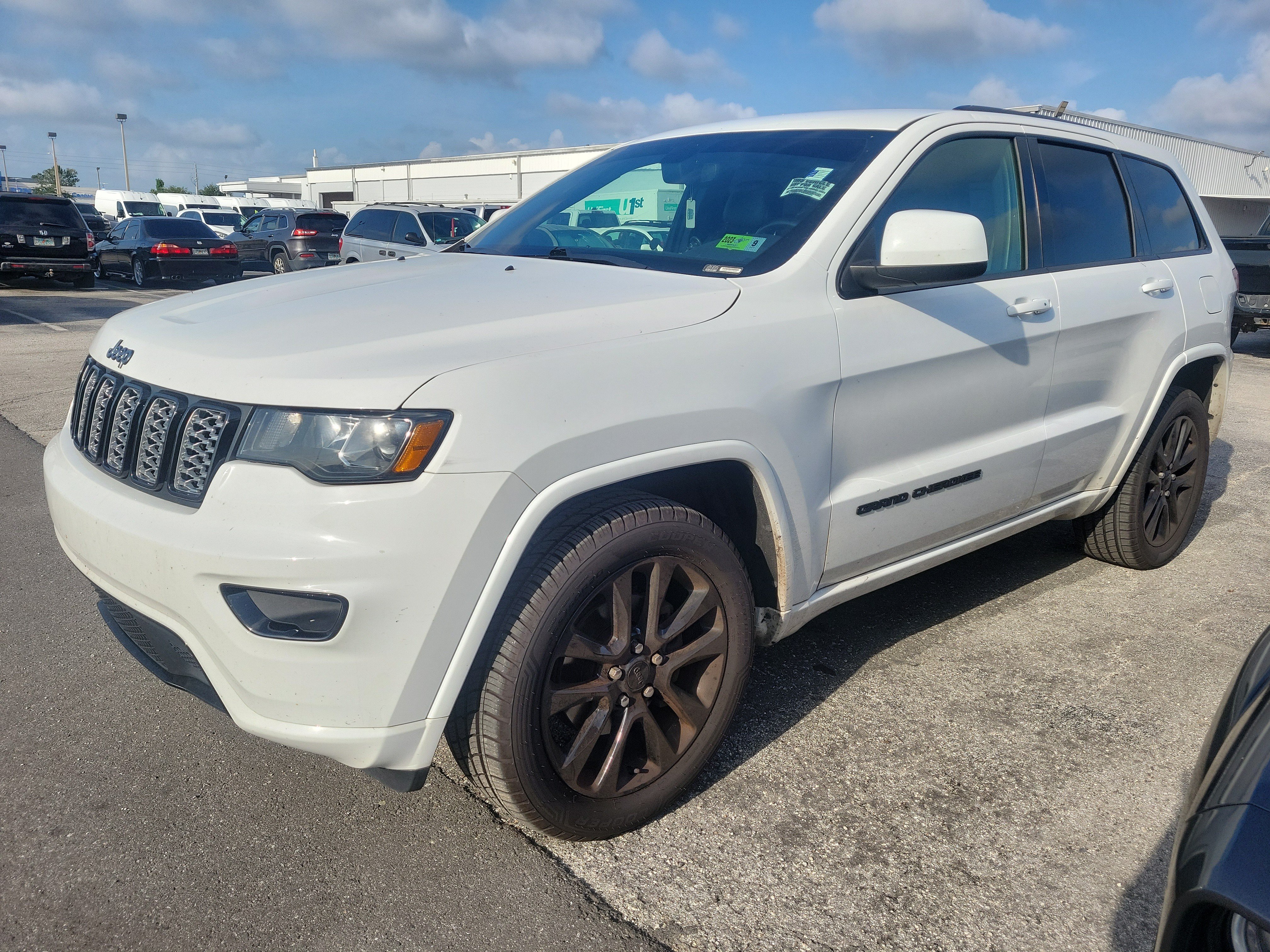 Used 2020 Bright White Clearcoat Jeep Altitude image 4