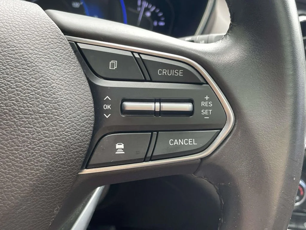 Used 2020 Black Hyundai SEL image 22
