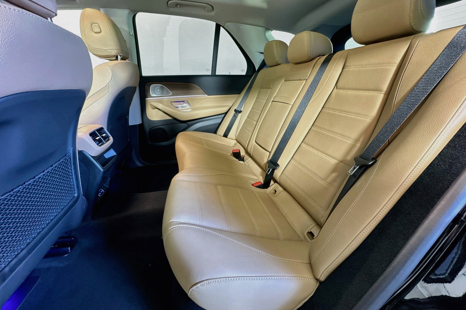 New 2026 Black Mercedes-Benz GLE 450 image 22