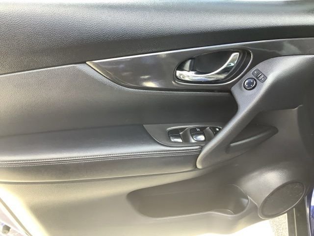 2020 Nissan Rogue SV - Photo 10