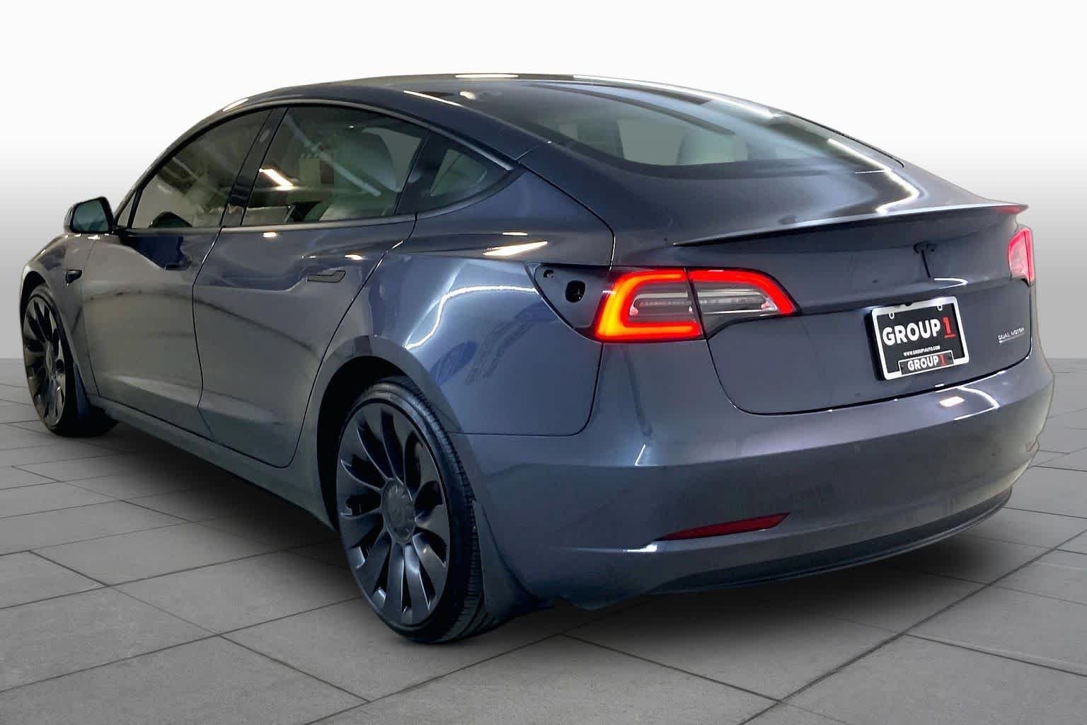 Used 2022 Midnight Silver Metallic Tesla Performance image 11
