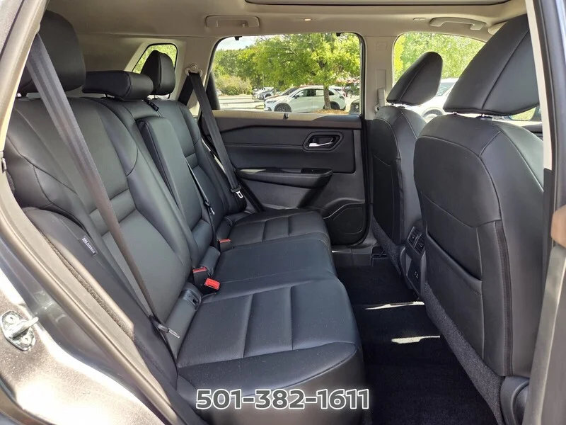 Used 2023 Gun Metallic NISSAN AWD SV image 21
