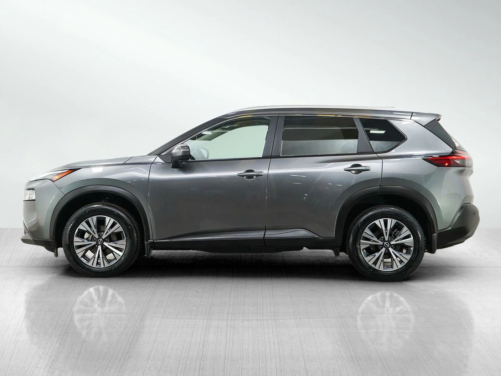 Used 2023 Nissan Rogue SV with VIN JN8BT3BB1PW489066 for sale in Wayzata, Minnesota