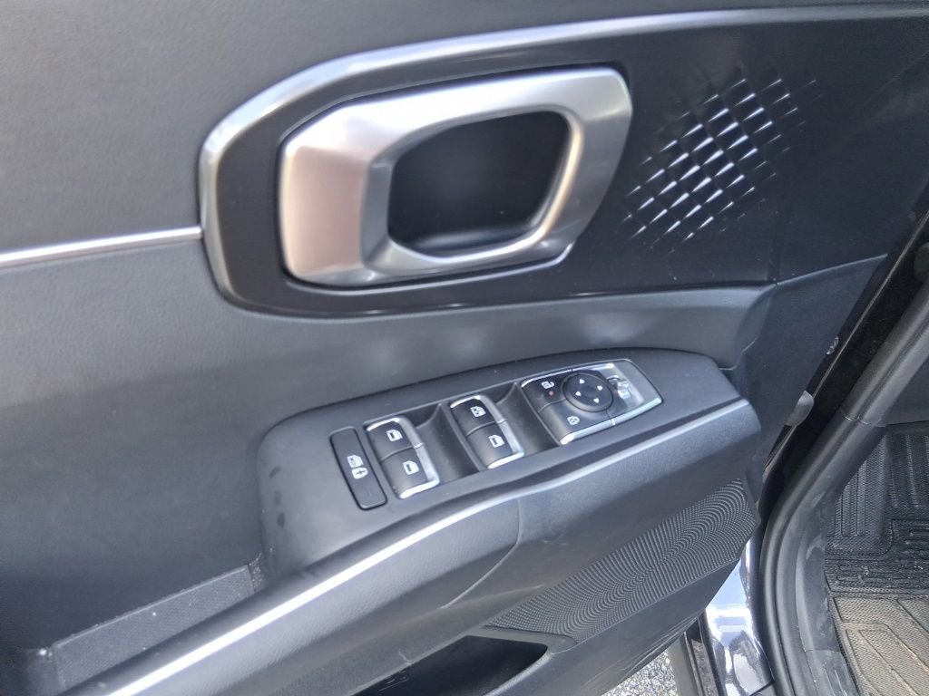 Certified Used 2025 Gray Kia S image 10