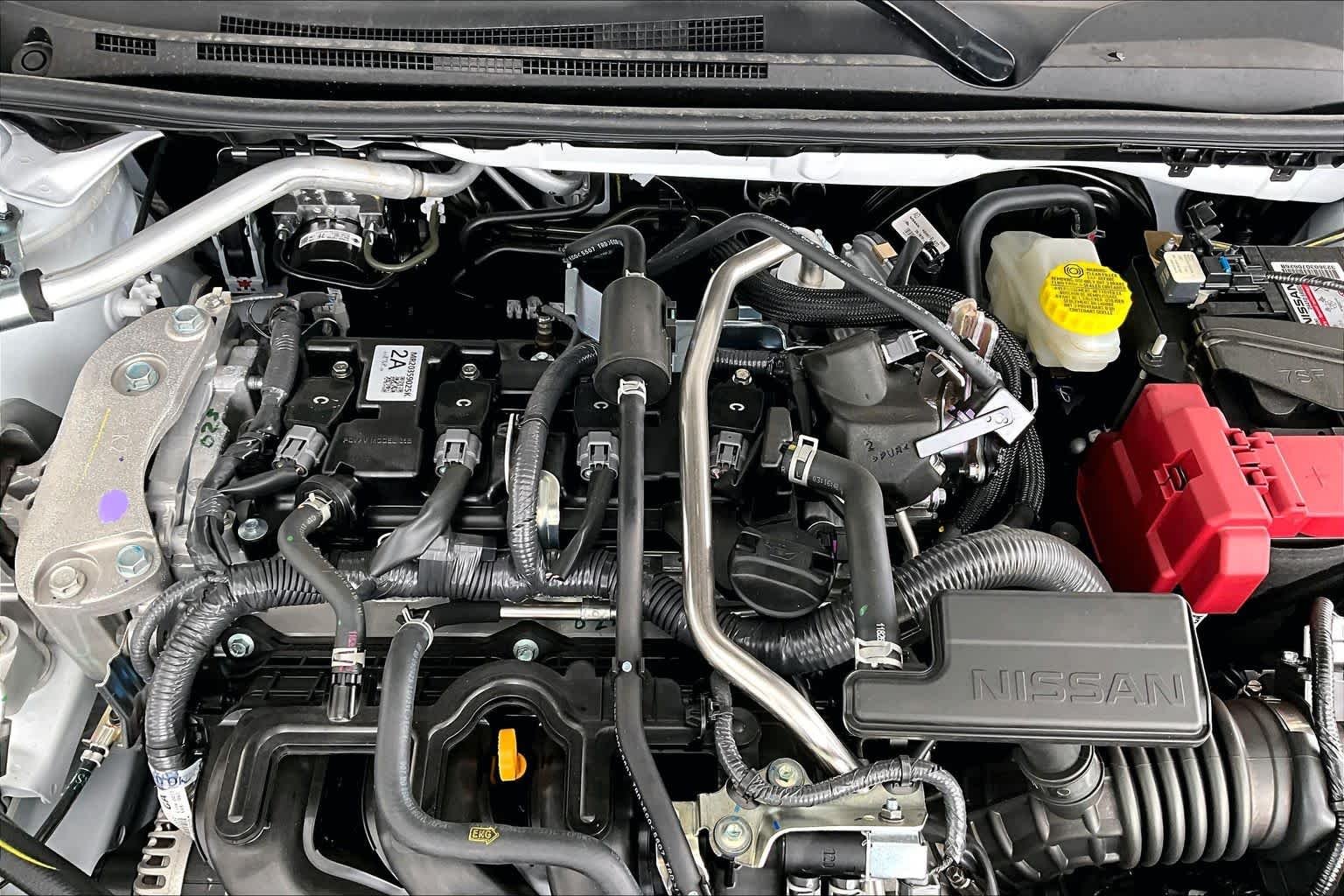 New 2026 Aspen White TriCoat / Super Black Two-tone Nissan SR image 17
