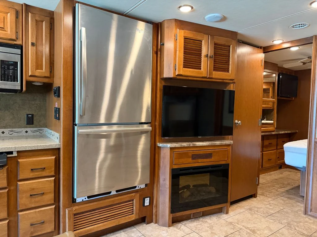 Used 2014  Tiffin  image 74