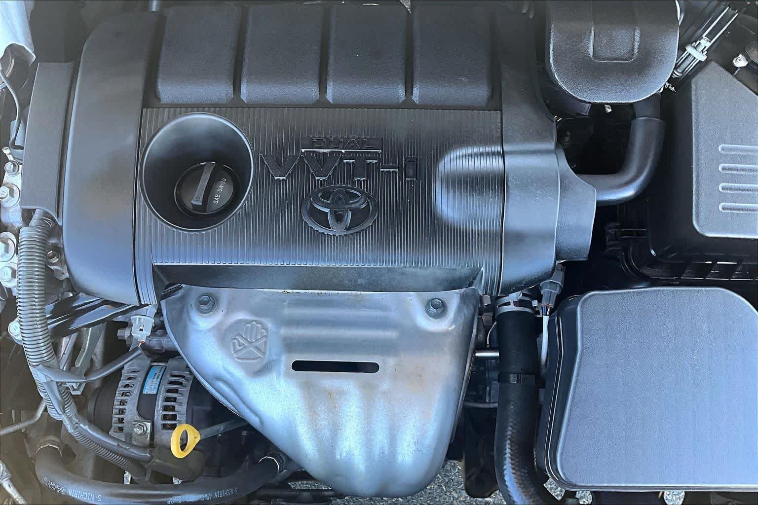 Used 2015 Blizzard Pearl Toyota XLE image 32