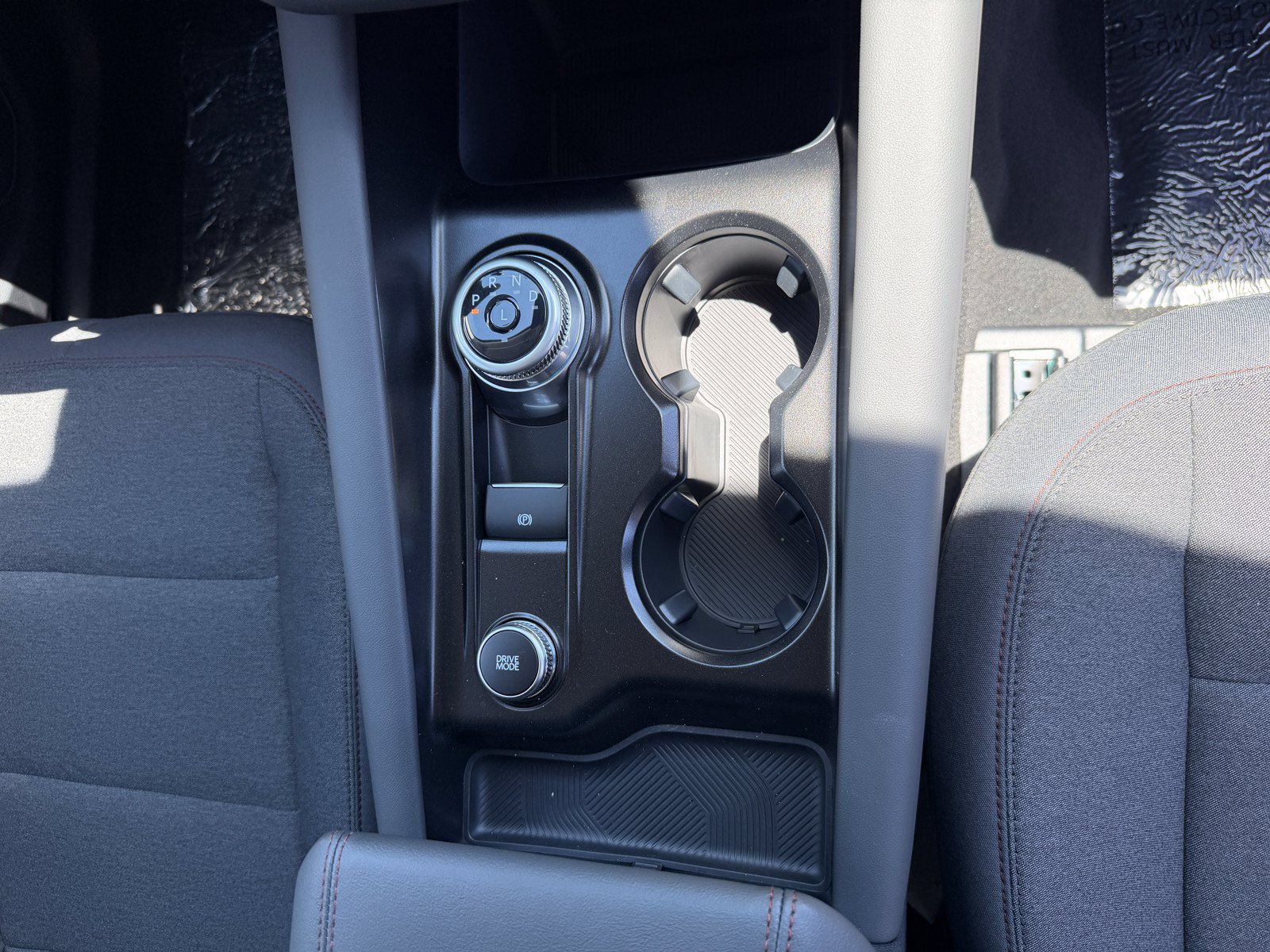 New 2026 Carbonized Gray Metallic Ford Active image 9