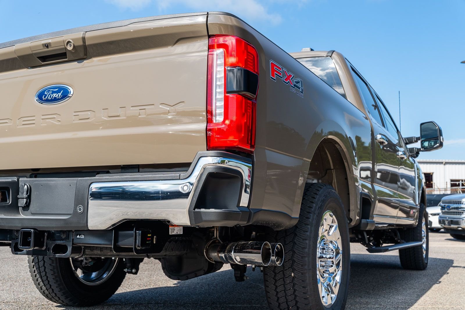 New 2026 Marsh Gray Ford F-250® Lariat® image 11