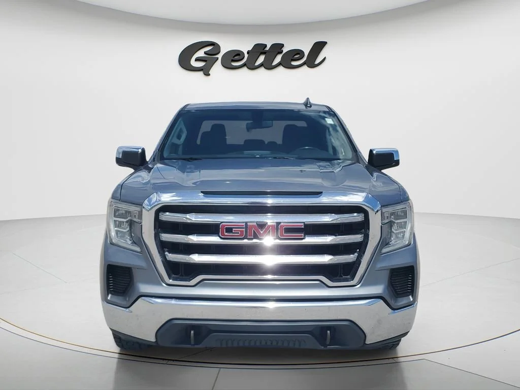 Used 2019 Gray GMC SLE image 2