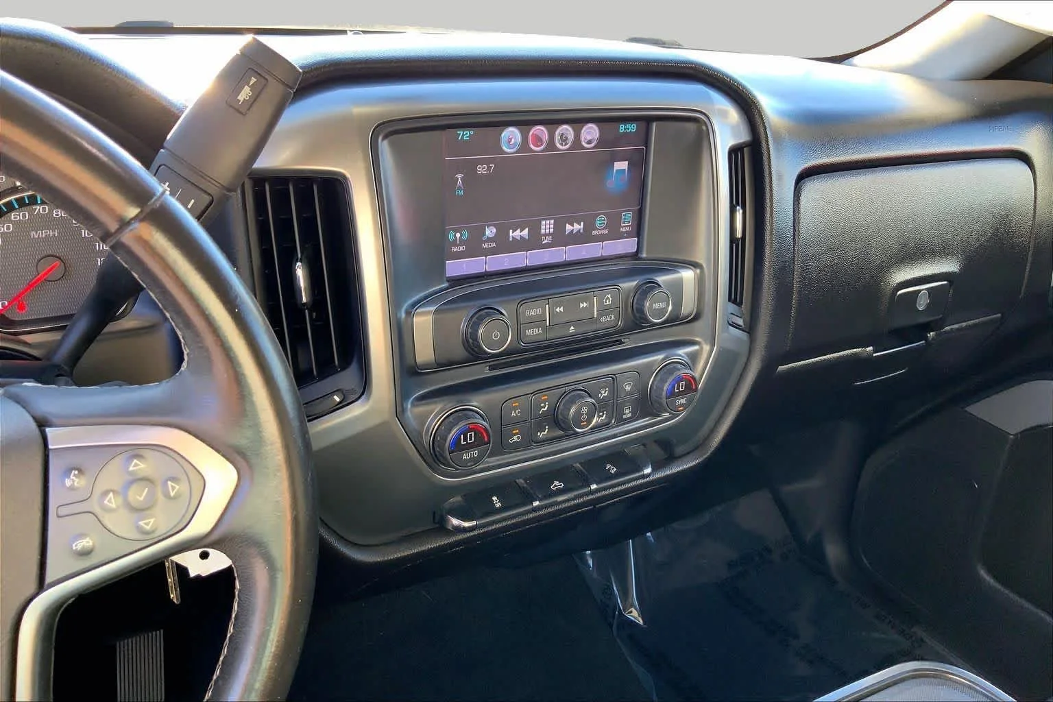 Used 2016 Silver Ice Metallic Chevrolet LT image 6