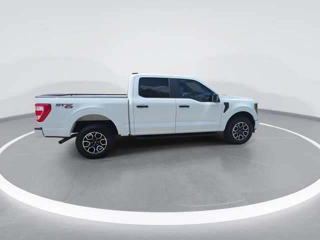 Used 2023 White Ford XL image 9