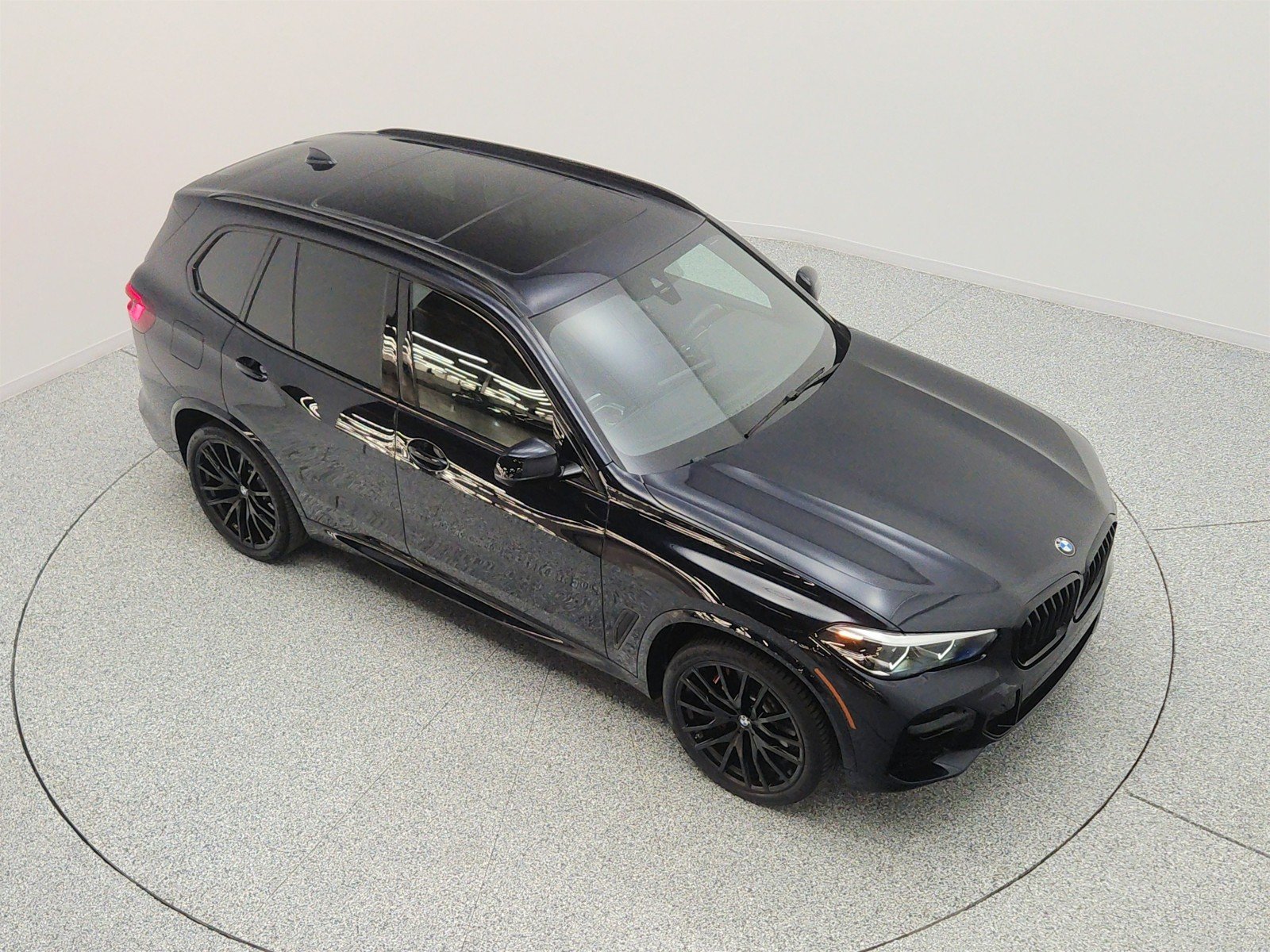 Used 2023 Carbon Black Metallic BMW sDrive40i Sports Activity Vehicle image 24