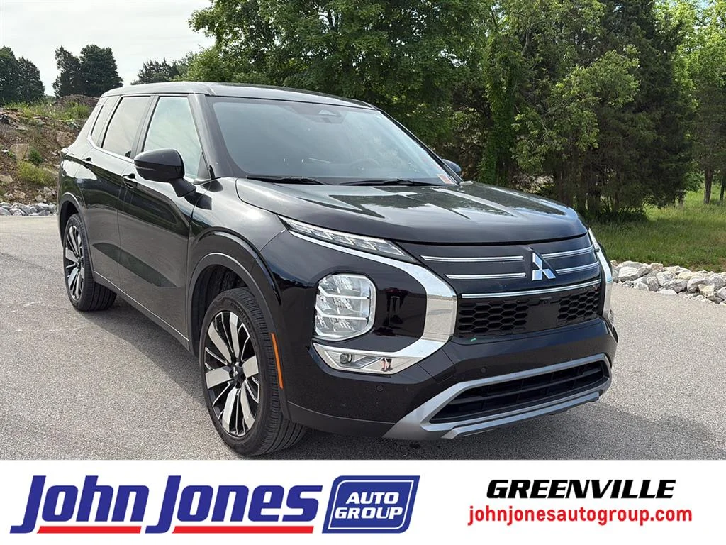 2025 Mitsubishi Outlander SE S-AWC's photo