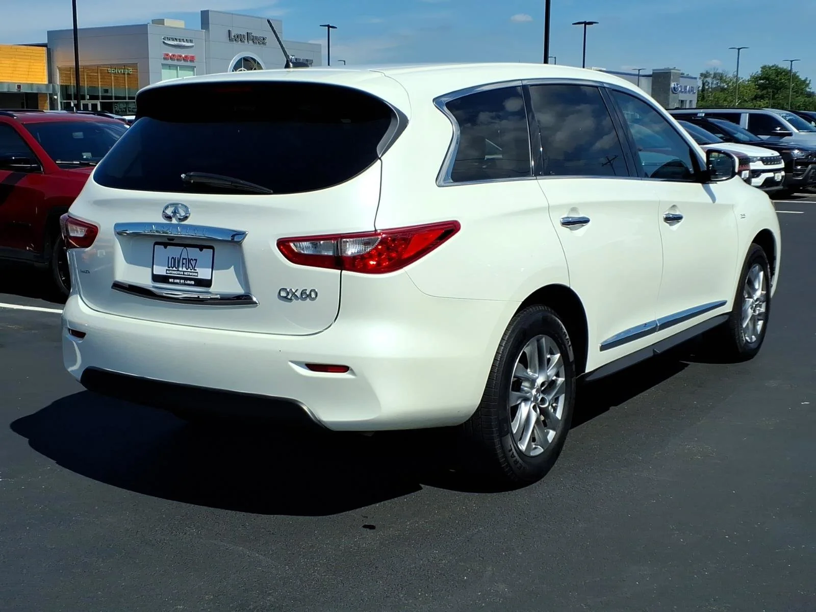 Used 2015 Majestic White INFINITI Base image 28