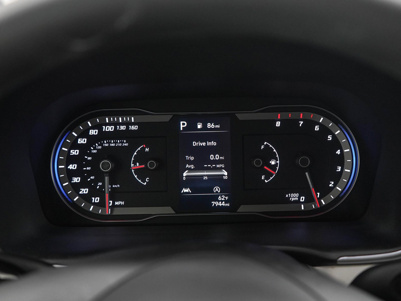 2024 Hyundai Tucson SE - Photo 24