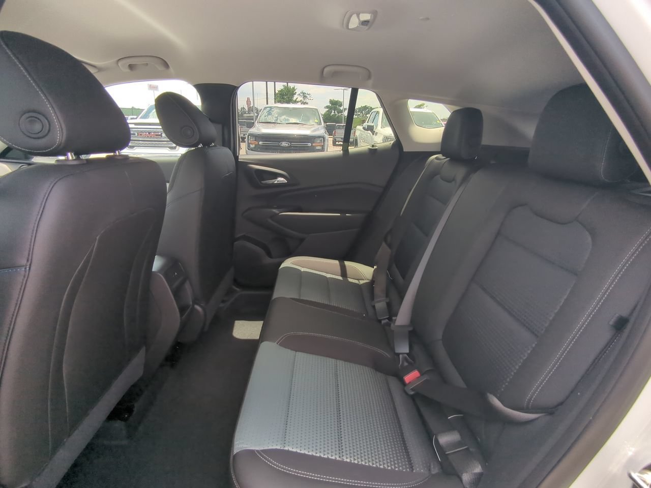 2026 Chevrolet Trax LT - Photo 13