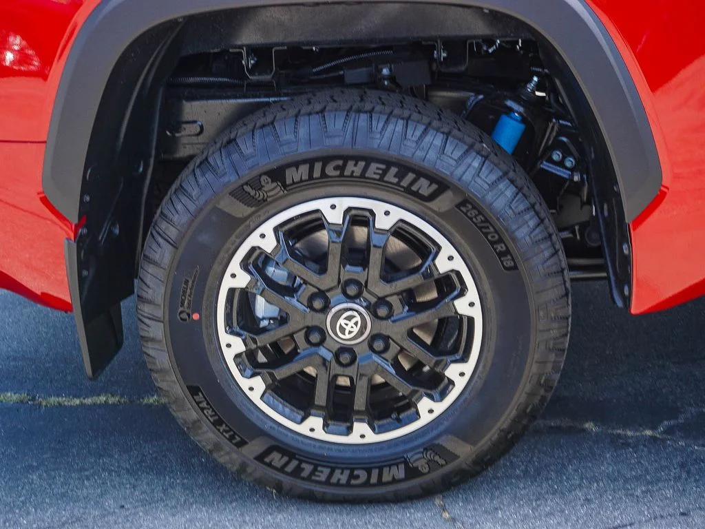 2026 Toyota Tundra SR5 - Photo 8